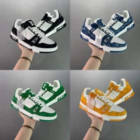 Louis Vuitton (15 Stil) -0561  